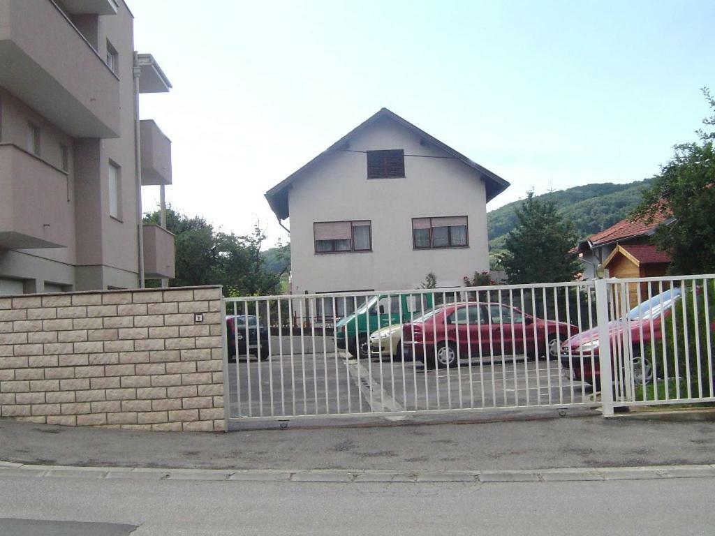 Apartmani Almica Zagabria Esterno foto