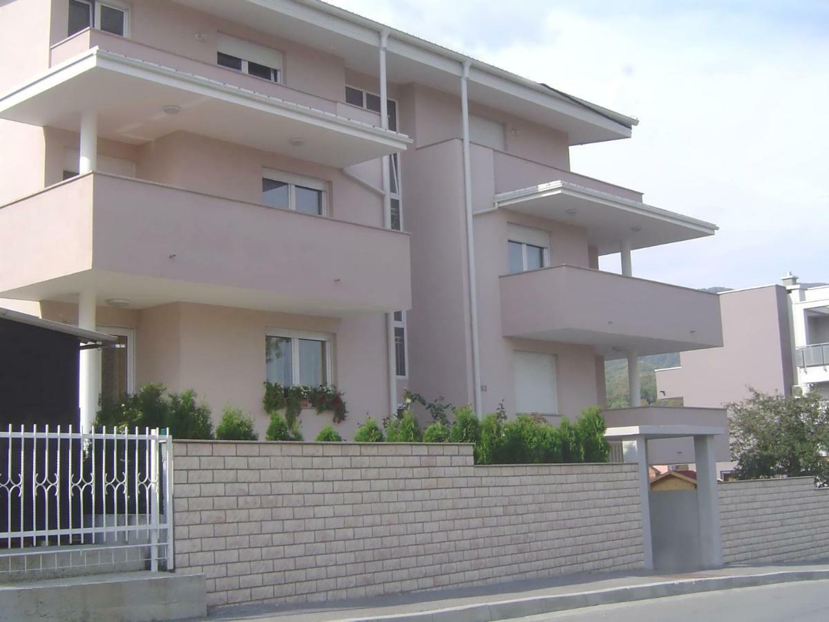 Apartmani Almica Zagabria Esterno foto