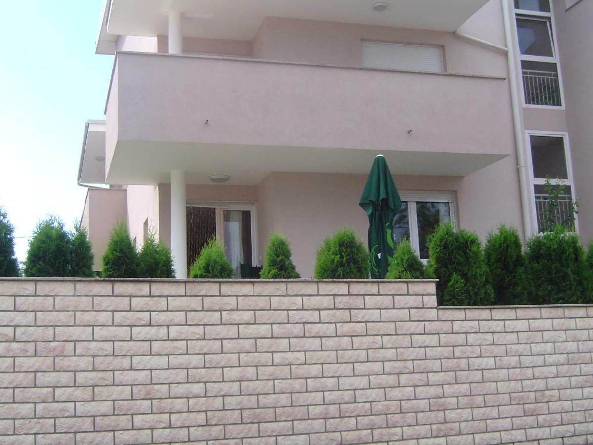 Apartmani Almica Zagabria Esterno foto