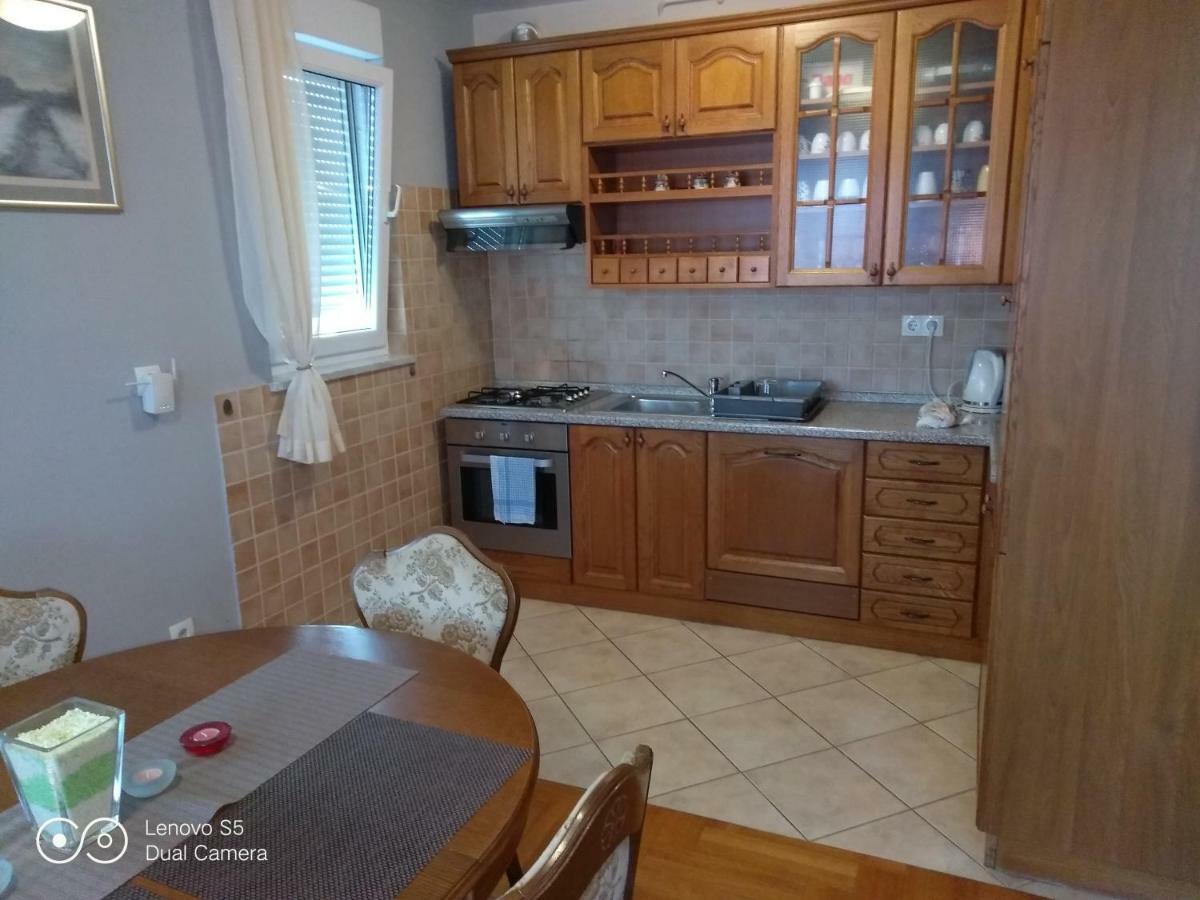 Apartmani Almica Zagabria Esterno foto